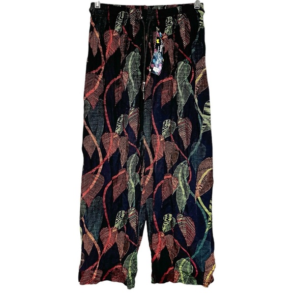 NEW Designer Wardrobe Wide Taper Crop Draper Pant Black Leaf Print Lagenlook‎ - Picture 1 of 12